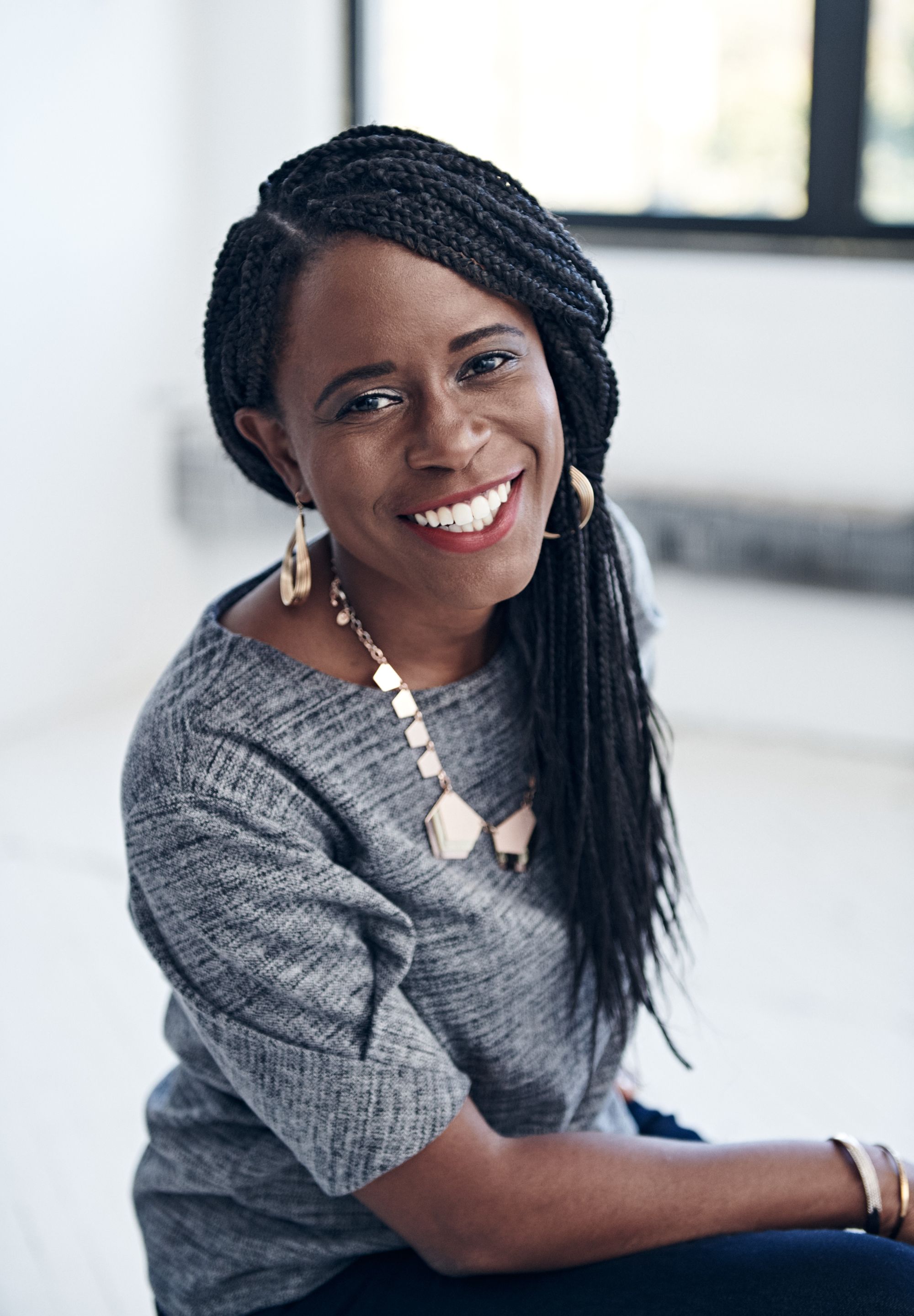 Gabby Cazeau of Harlem Capital gives advice on developing your pitch + her take on sending cold emails